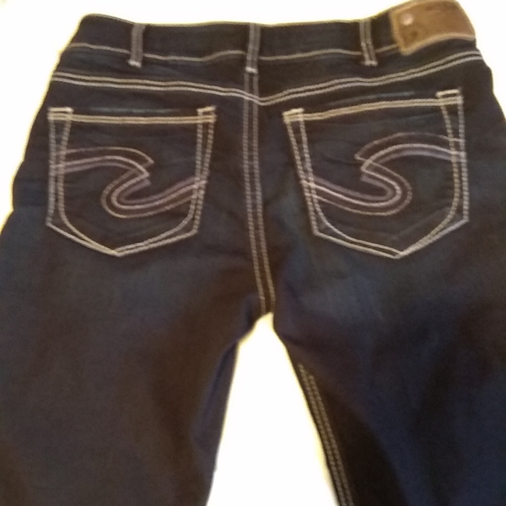 62. Silver Jeans - Picture 7 of 12